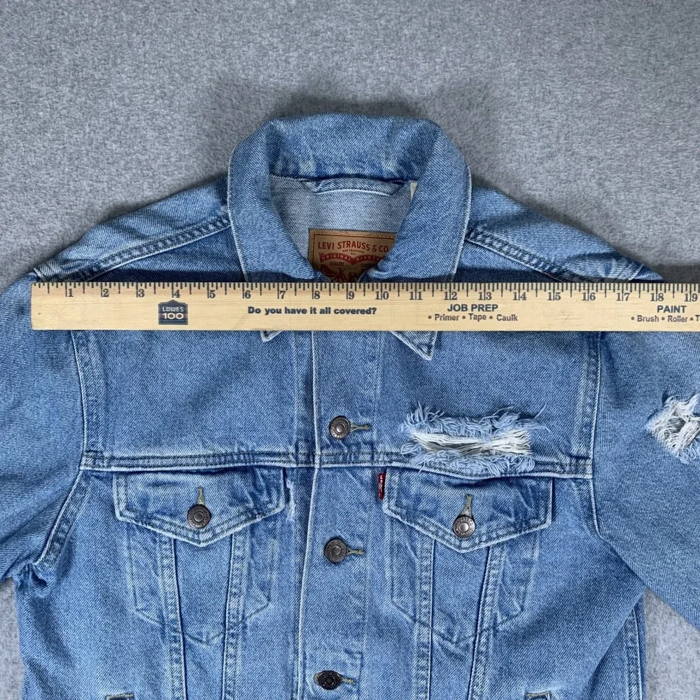 Levi's Trucker Jacket Mens Small Blue Distressed Denim Light Wash WaterLess